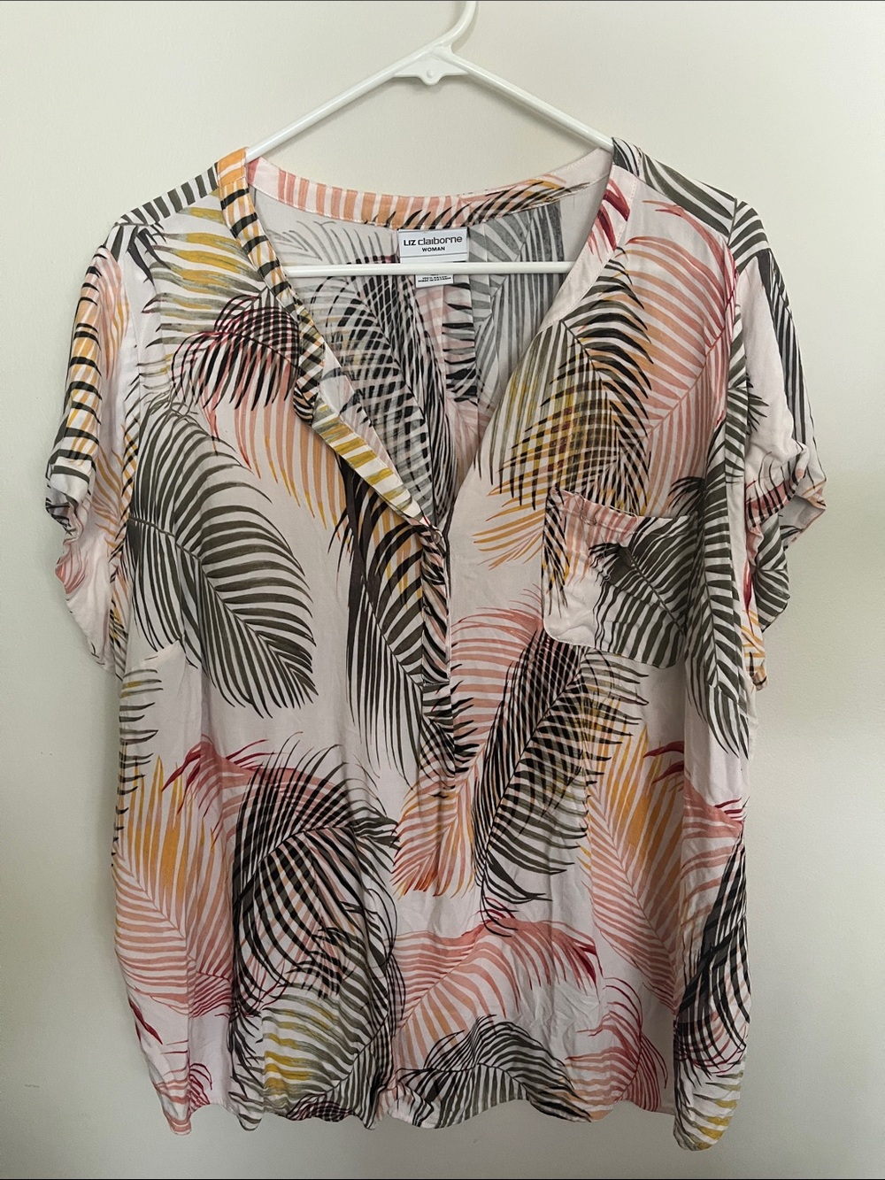 Liz Claiborne Pink Palm-Print Short Sleeve V-Neck Blouse with Yellow Accents